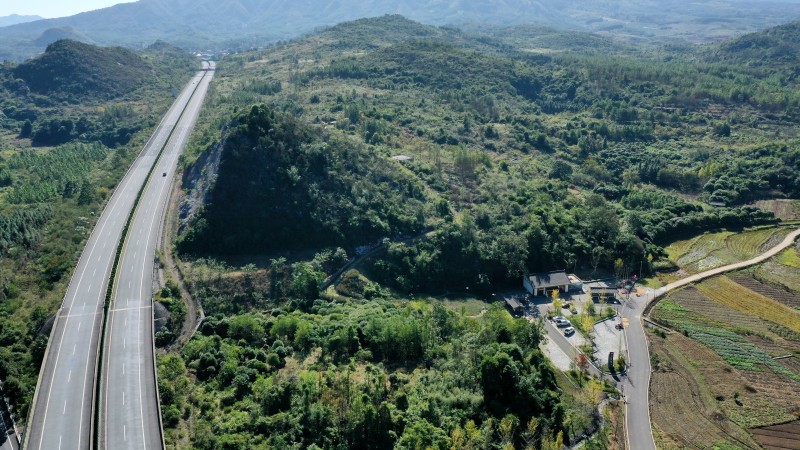 红色文化旅游路线二